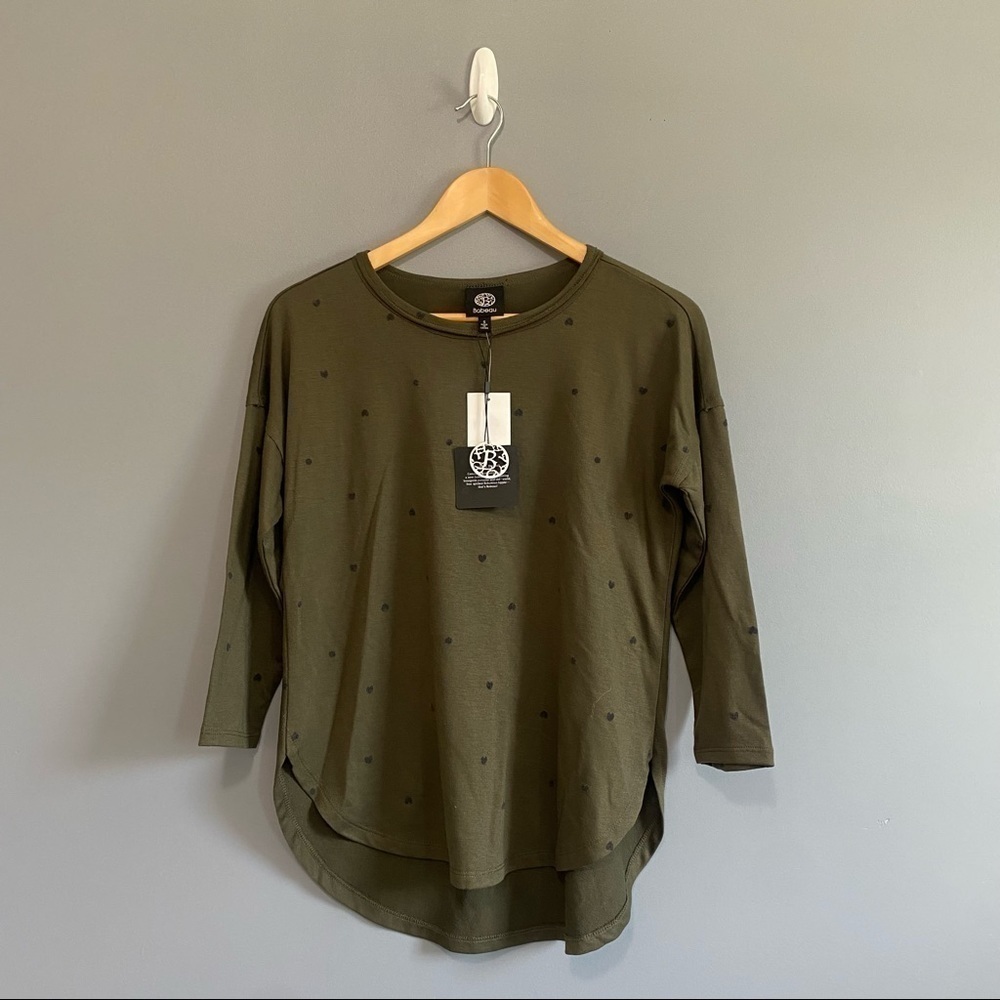 Bobeau S Top Shirt Olive Green Heart Pattern 3/4 Sleeve NWT New Women
